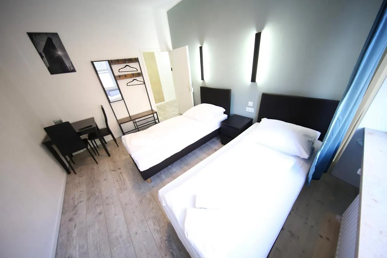 Luxomes: Aparthotel Nuernberg Zentrum Sued contacts